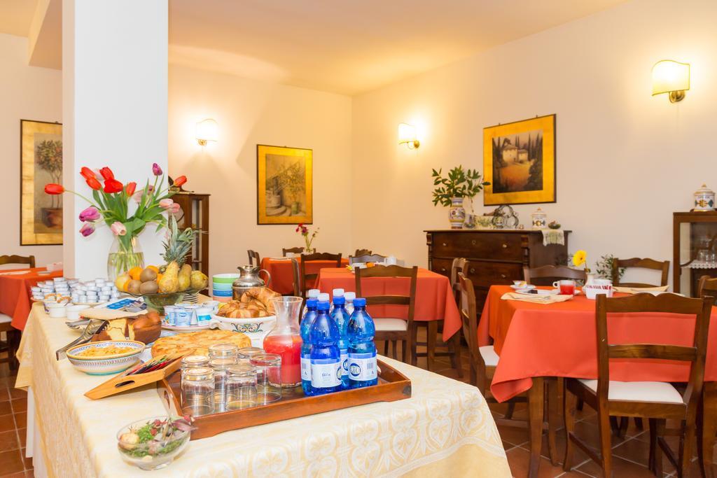 Montecorneo Country House Понте Сан Джовани Екстериор снимка