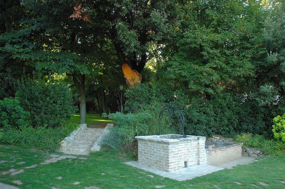 Montecorneo Country House Понте Сан Джовани Екстериор снимка